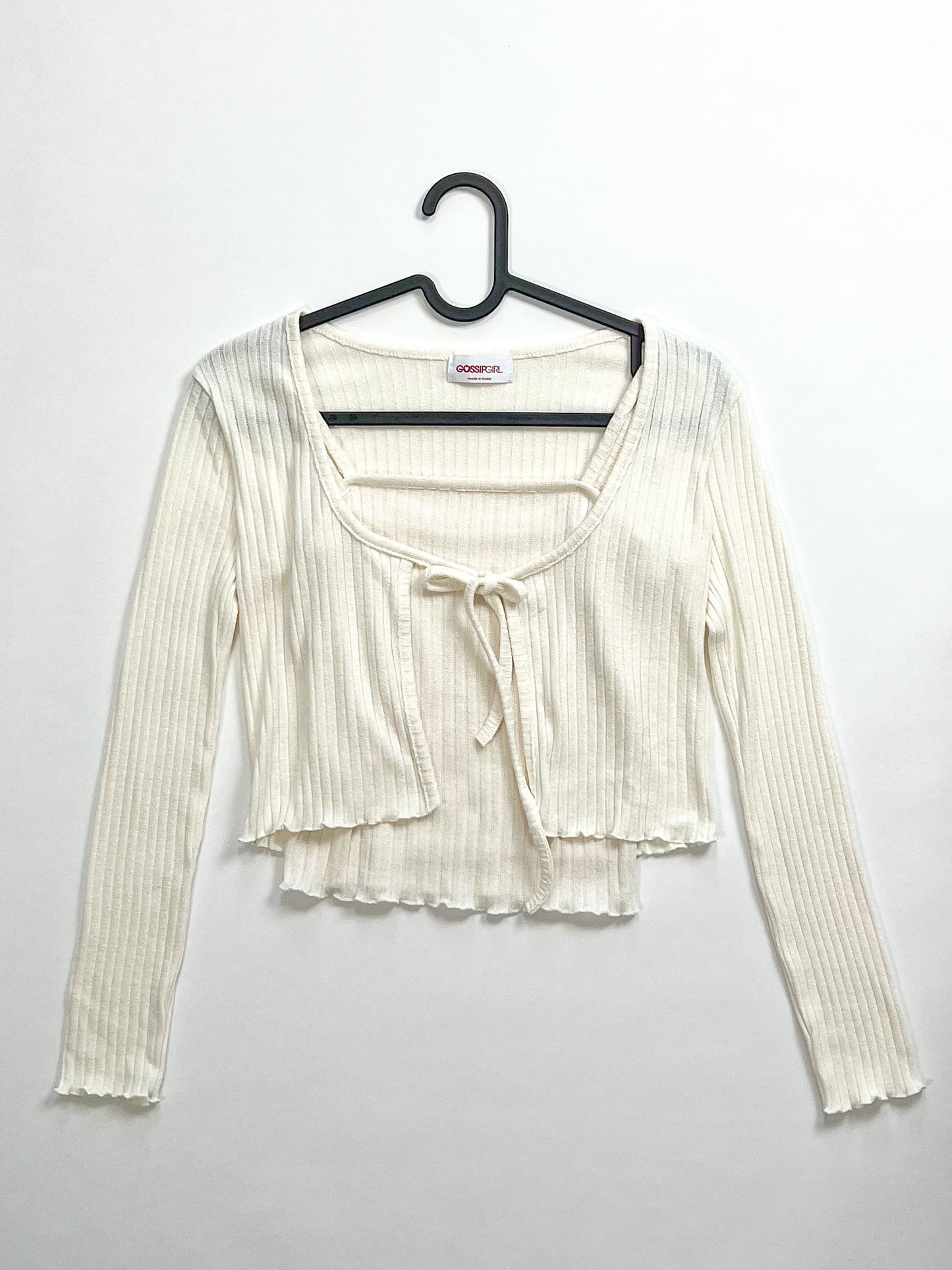 Ribbstickad överdelsset