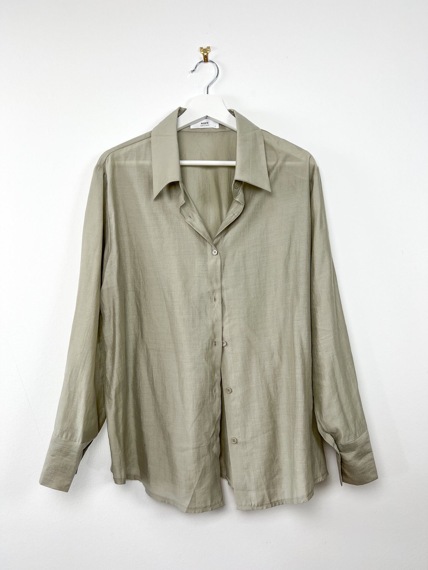 Tunn oversized skjorta