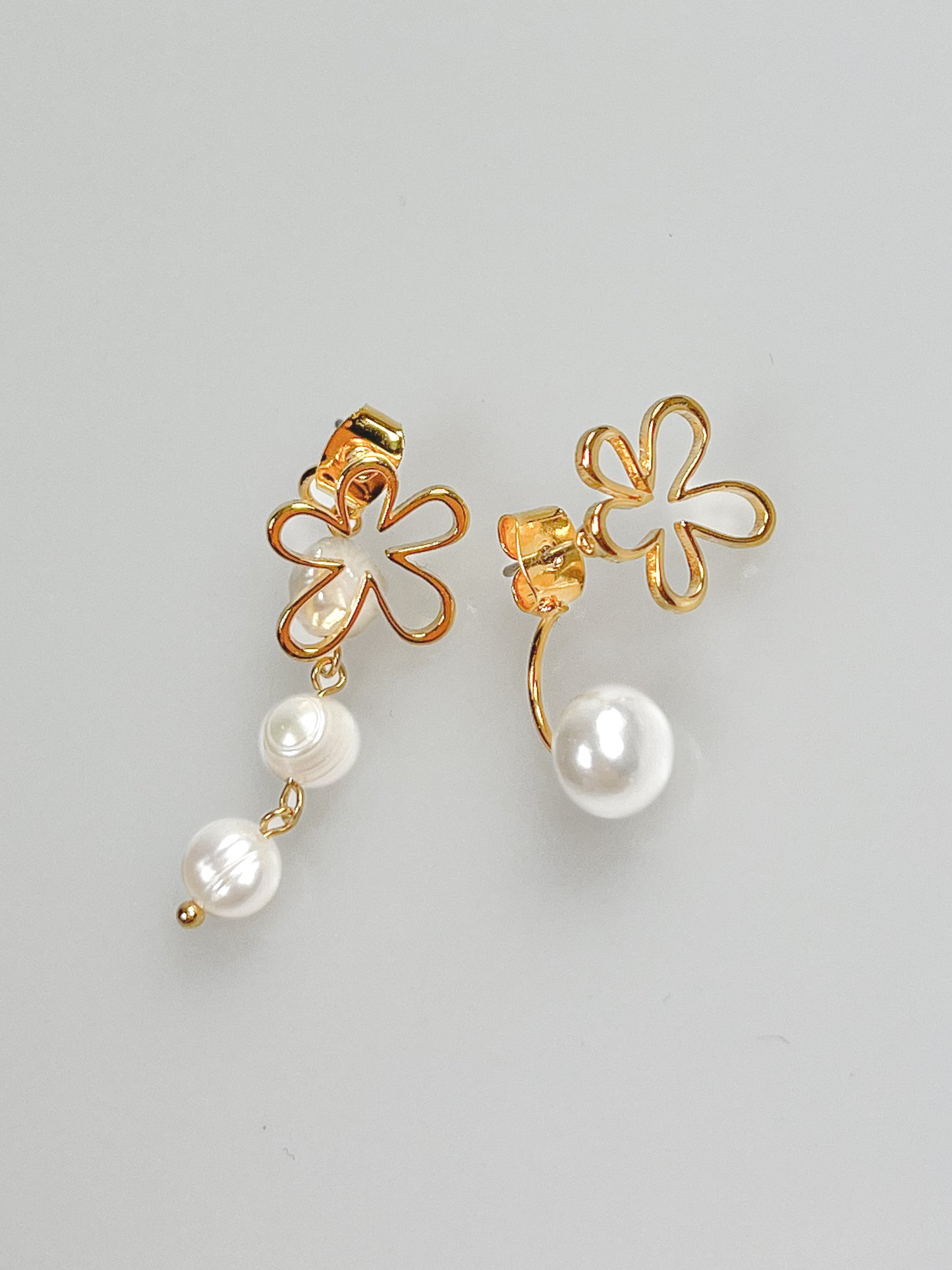 Flower pearl örhänge